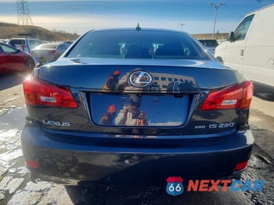 Zdjęcie 6 z 11 samochodu: 2007 LEXUS IS 250 BASE VIN:JTHCK262072019172 - miniatura