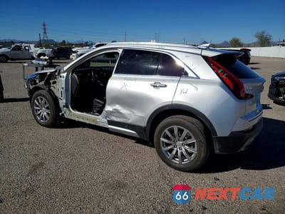 Drugie zdjęcie samochodu z przodu: 2022 CADILLAC XT4 PREMIUM LUXURY VIN:1GYFZCR44NF135309 - miniatura