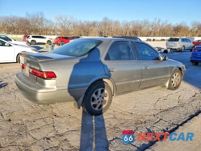 Trzecie zdjęcie samochodu z tyłu: 1999 TOYOTA CAMRY LE VIN:JT2BF22K7X0172157 - miniatura