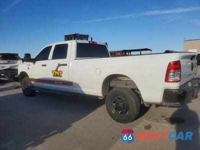 Drugie zdjęcie samochodu z przodu: 2023 RAM 2500 TRADESMAN VIN:3C6UR5HL0PG565963 - miniatura