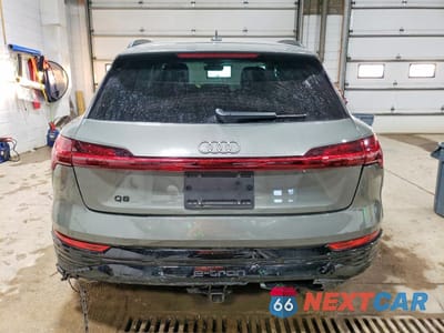Zdjęcie 6 z 13 samochodu: 2024 AUDI Q8 E-TRON PREMIUM VIN:WA14AAGE5RB064682 - miniatura