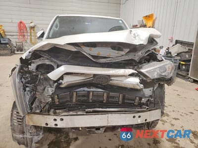 Piąte zdjęcie samochodu w środku: 2024 TOYOTA 4RUNNER LIMITED VIN:JTEKU5JR8R6266430 - miniatura