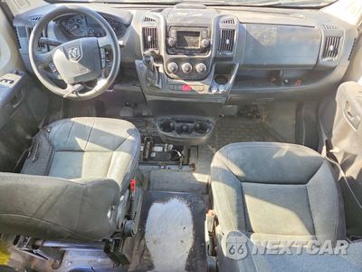 Zdjęcie 8 z 14 samochodu: 2019 RAM PROMASTER 2500 DELIVERY VAN VIN:3C6TRVDG5KE514886 - miniatura