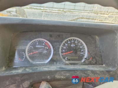 Zdjęcie 9 z 12 samochodu: 2019 ISUZU NRR BOX TRUCK VIN:JALE5J165K7306085 - miniatura