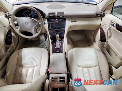 Zdjęcie 8 z 12 samochodu: 2005 MERCEDES-BENZ C 240 4MATIC VIN:WDBRF81J05F596869 - miniatura