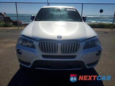 Piąte zdjęcie samochodu w środku: 2013 BMW X3 XDRIVE28I VIN:5UXWX9C51D0D00011 - miniatura