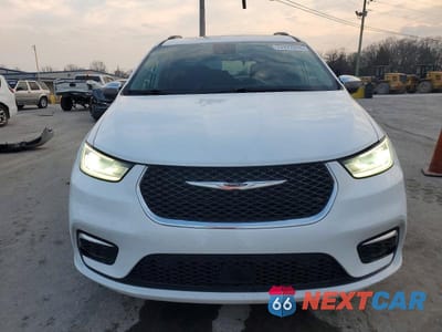 Piąte zdjęcie samochodu w środku: 2023 CHRYSLER PACIFICA LIMITED VIN:2C4RC1GGXPR508001 - miniatura