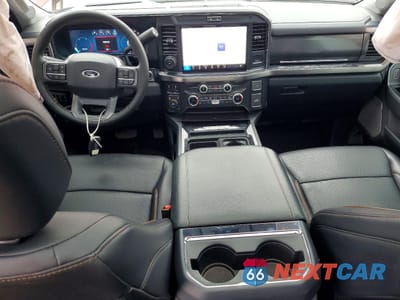 Zdjęcie 8 z 13 samochodu: 2025 FORD F450 SUPER VIN:1FT8W4DM4SEC20205 - miniatura