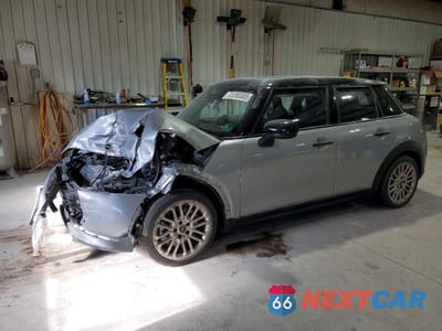 2025 MINI COOPER S WMW53GD06S2X52418 - główne zdjęcie licytacji z USA - miniatura