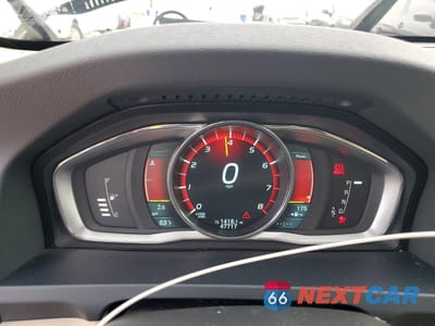 Zdjęcie 9 z 14 samochodu: 2015 VOLVO S60 PLATINUM VIN:YV140MFD8F1313149 - miniatura