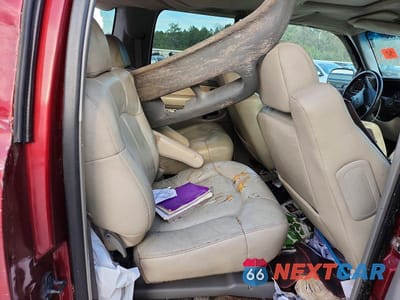 Zdjęcie 11 z 12 samochodu: 2002 CHEVROLET SUBURBAN K1500 VIN:1GNFK16Z12J341167 - miniatura