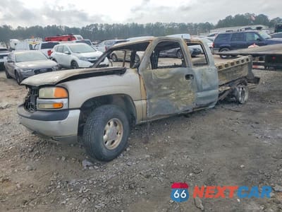 1999 GMC NEW SIERRA K1500 2GTEK19T7X1531861 - główne zdjęcie licytacji z USA - miniatura