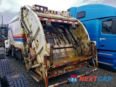 Drugie zdjęcie samochodu z przodu: 2007 INTERNATIONAL 7400 REFUSE TRUCK VIN:1HTWCAAN47J408431 - miniatura