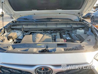Zdjęcie 11 z 12 samochodu: 2021 TOYOTA HIGHLANDER L VIN:5TDCZRAH9MS521880 - miniatura