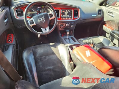 Zdjęcie 8 z 14 samochodu: 2012 DODGE CHARGER R/T VIN:2C3CDXCT8CH272316 - miniatura
