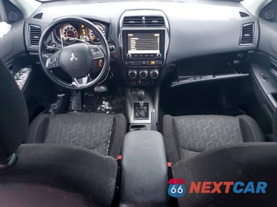 Zdjęcie 8 z 13 samochodu: 2021 MITSUBISHI RVR SE VIN:JA4AJVAW8MU602008 - miniatura