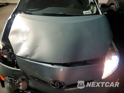 Zdjęcie 12 z 14 samochodu: 2015 TOYOTA PRIUS VIN:JTDKN3DU5F1917382 - miniatura
