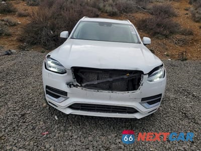 Piąte zdjęcie samochodu w środku: 2022 VOLVO XC90 T8 RECHARGE INSCRIPTION VIN:YV4BR00L6N1784269 - miniatura