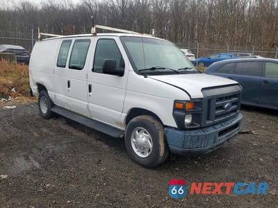 Czwarte zdjęcie samochodu z boku: 2014 FORD ECONOLINE E250 VAN VIN:1FTNE2EL6EDA11655 - miniatura