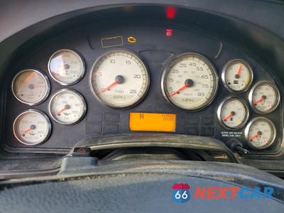 Zdjęcie 8 z 10 samochodu: 2018 INTERNATIONAL PROSTAR VIN:3HSDJSNR6JN448552 - miniatura