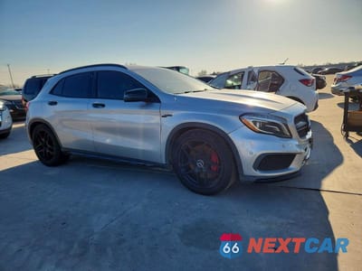 Czwarte zdjęcie samochodu z boku: 2015 MERCEDES-BENZ GLA 45 AMG VIN:WDDTG5CB2FJ103321 - miniatura