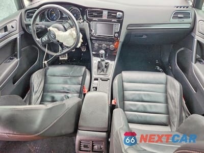 Zdjęcie 8 z 12 samochodu: 2017 VOLKSWAGEN GOLF R VIN:WVWWF7AU0HW170855 - miniatura
