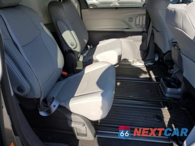 Zdjęcie 11 z 14 samochodu: 2024 TOYOTA SIENNA XLE VIN:5TDYSKFC1RS118062 - miniatura