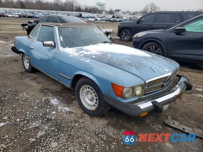 Czwarte zdjęcie samochodu z boku: 1982 MERCEDES-BENZ 380 SL VIN:WDBBA45A0CB015877 - miniatura