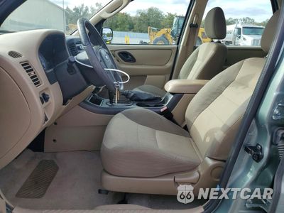 Zdjęcie 7 z 13 samochodu: 2005 FORD ESCAPE XLS VIN:1FMCU02Z55DA20835 - miniatura