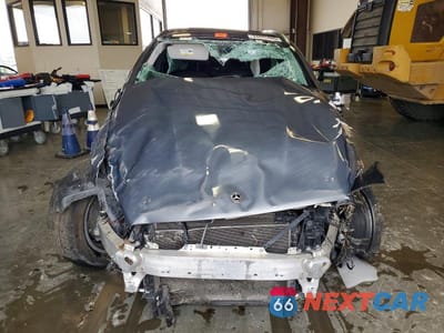 Piąte zdjęcie samochodu w środku: 2019 MERCEDES-BENZ GLC 300 VIN:WDC0G4JBXK1001134 - miniatura