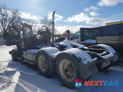 Trzecie zdjęcie samochodu z tyłu: 2008 KENWORTH CONSTRUCTION T800 VIN:1XKDDB0X48J934512 - miniatura