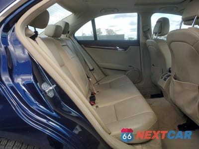 Zdjęcie 10 z 11 samochodu: 2011 MERCEDES-BENZ C 300 4MATIC VIN:WDDGF8BB3BR139523 - miniatura