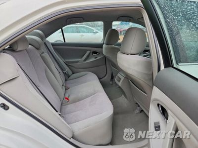 Zdjęcie 10 z 13 samochodu: 2011 TOYOTA CAMRY LE VIN:4T1BF3EKXBU660556 - miniatura