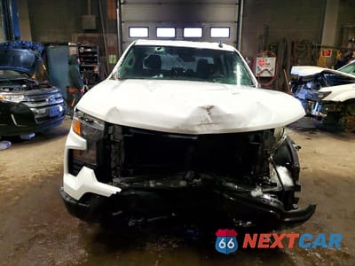 Piąte zdjęcie samochodu w środku: 2025 CHEVROLET SILVERADO K1500 VIN:1GCPKAEK4SZ205344 - miniatura