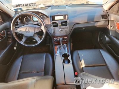 Zdjęcie 8 z 13 samochodu: 2010 MERCEDES-BENZ C 300 4MATIC VIN:WDDGF8BB4AF433898 - miniatura