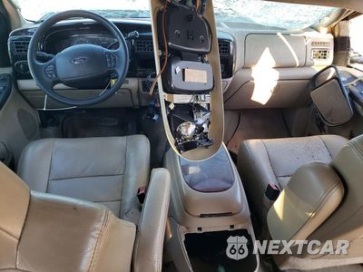 Zdjęcie 8 z 12 samochodu: 2005 FORD EXCURSION LIMITED VIN:1FMSU43P65EA50730 - miniatura