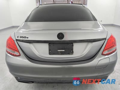 Zdjęcie 6 z 13 samochodu: 2016 MERCEDES-BENZ C 350E VIN:55SWF4HB8GU152057 - miniatura
