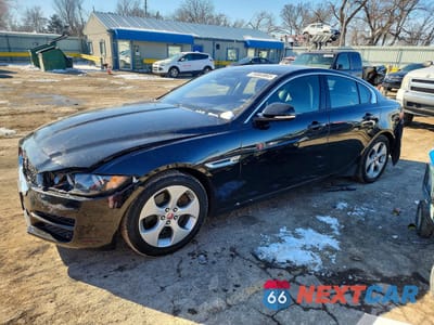 2017 JAGUAR XE SAJAR4BGXHA977990 - główne zdjęcie licytacji z USA - miniatura
