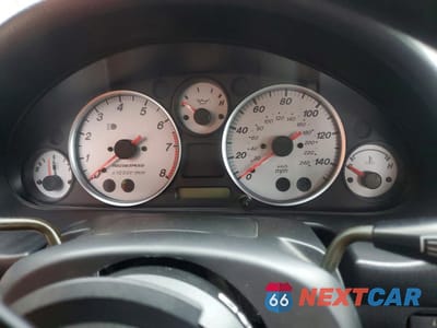 Zdjęcie 9 z 14 samochodu: 2004 MAZDA MX-5 MIATA SPEED VIN:JM1NB354240408244 - miniatura