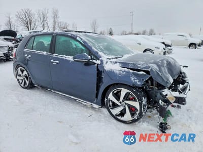 Czwarte zdjęcie samochodu z boku: 2018 VOLKSWAGEN GTI S VIN:3VW547AU7JM252487 - miniatura