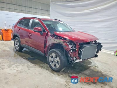 Czwarte zdjęcie samochodu z boku: 2025 TOYOTA RAV4 XLE VIN:2T3P1RFV1SW590761 - miniatura