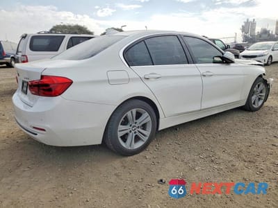 Trzecie zdjęcie samochodu z tyłu: 2017 BMW 330 I VIN:WBA8B9G57HNU49531 - miniatura