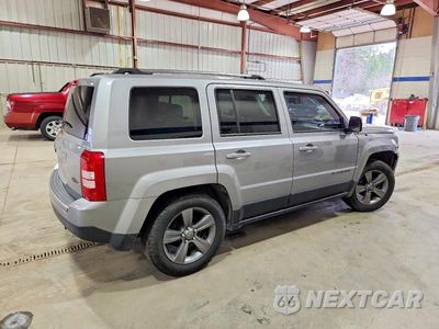 Trzecie zdjęcie samochodu z tyłu: 2016 JEEP PATRIOT SPORT VIN:1C4NJRBB8GD653913 - miniatura