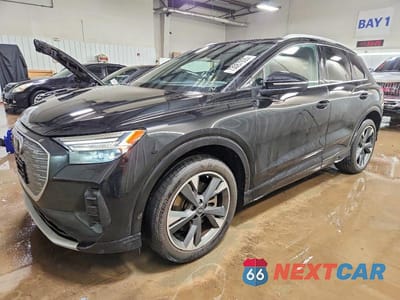 2022 AUDI Q4 E-TRON PRESTIGE WA1J2BFZ8NP042084 - główne zdjęcie licytacji z USA - miniatura