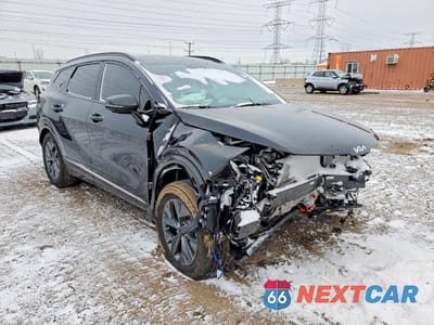 Czwarte zdjęcie samochodu z boku: 2025 KIA SPORTAGE SX PRESTIGE VIN:KNDPXCDG9S7259521 - miniatura