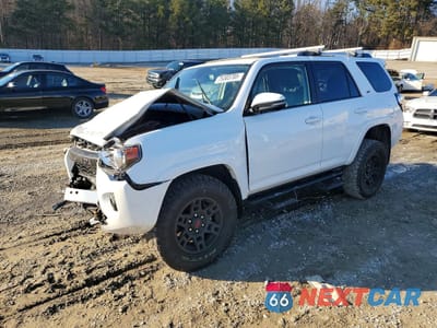 2024 TOYOTA 4RUNNER SR5/SR5 PREMIUM JTENU5JR4R6223927 - główne zdjęcie licytacji z USA - miniatura