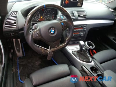 Zdjęcie 8 z 12 samochodu: 2009 BMW 135 I VIN:WBAUC73599VK95086 - miniatura