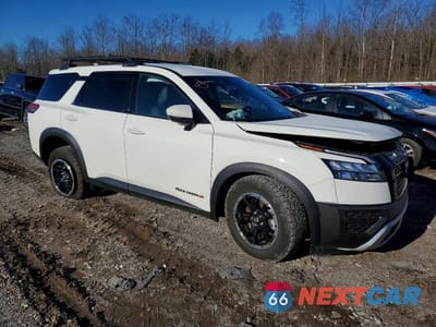 Czwarte zdjęcie samochodu z boku: 2025 NISSAN PATHFINDER ROCK CREEK VIN:5N1DR3BD8SC224476 - miniatura