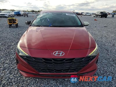 Piąte zdjęcie samochodu w środku: 2021 HYUNDAI ELANTRA SEL VIN:KMHLM4AG7MU093209 - miniatura