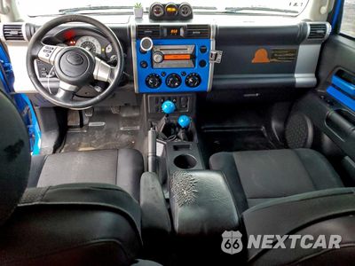 Zdjęcie 8 z 14 samochodu: 2008 TOYOTA FJ CRUISER VIN:JTEBU11F78K053148 - miniatura